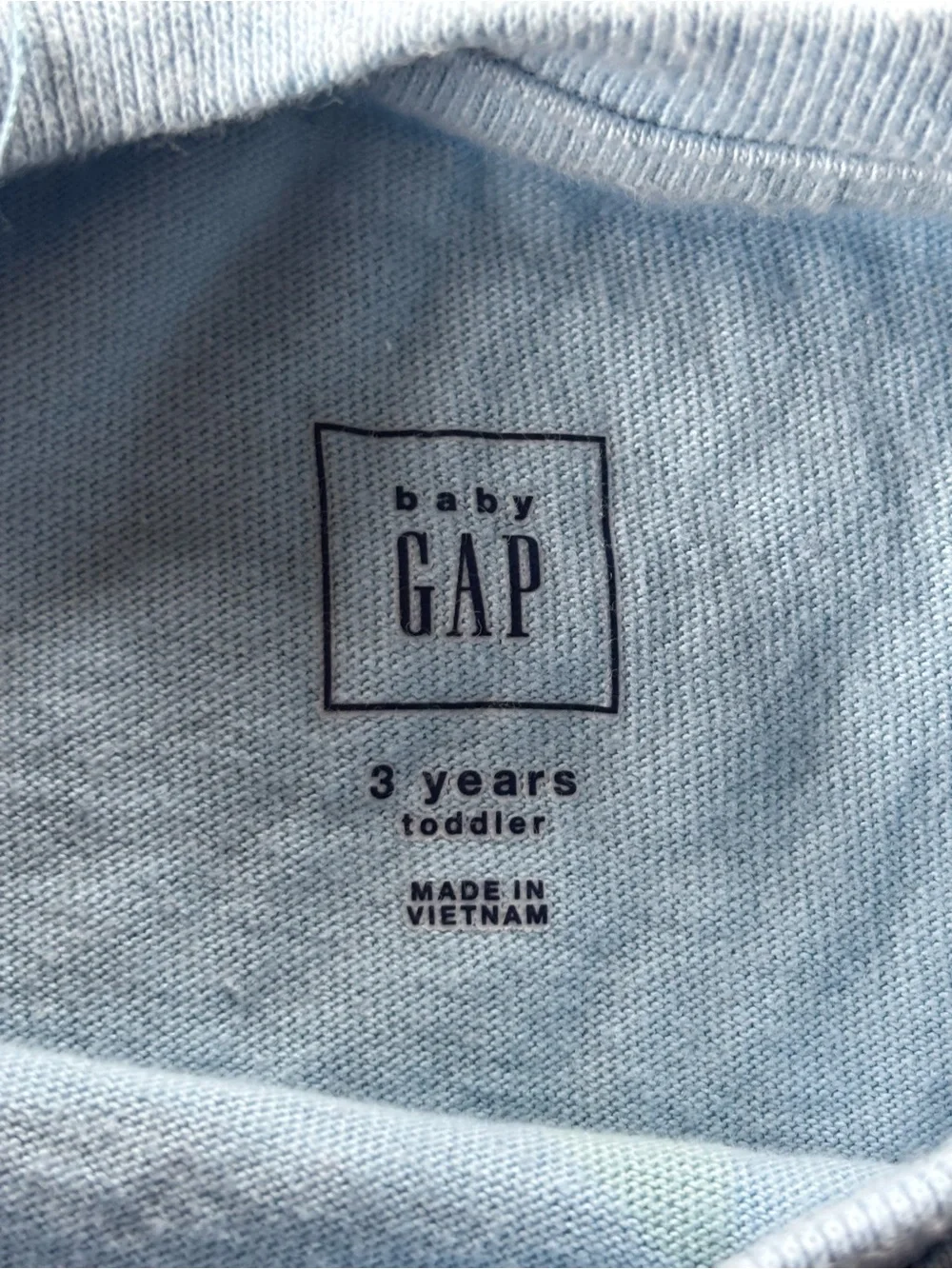 GAP Light Blue Shark Graphic Tee with Red, Blue and Yellow Sharks
